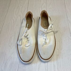 UGG Pinkett Sneaker Tennis Boat Shoe- white, size 9